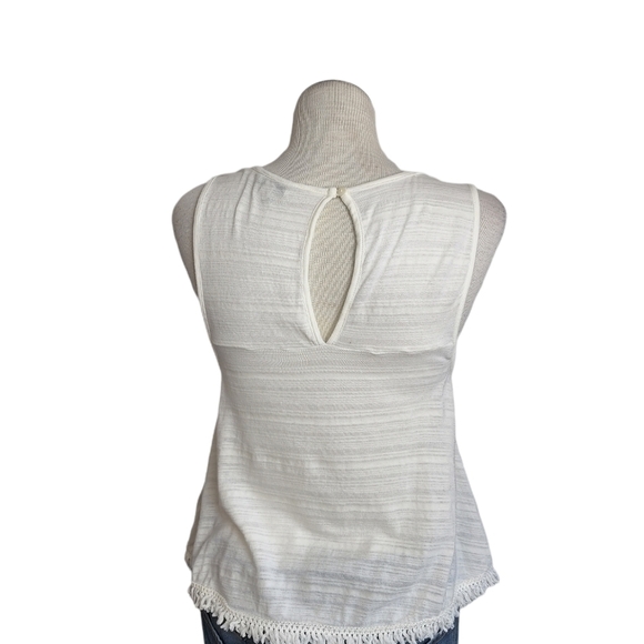 American Eagle Outfitters Embroidered Aztec Stitch Lace Cream Tank Top Size M - Picture 2 of 6